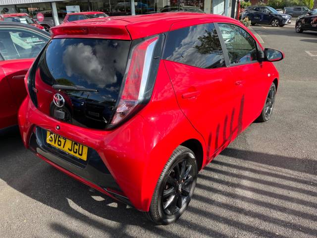 2017 Toyota Aygo 1.0 VVT-i X-Style 5dr x-shift