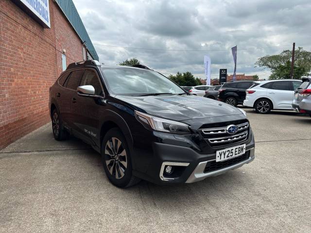 Subaru Outback 2.5i Touring Lineartronic 4WD Euro 6 (s/s) 5dr Estate Petrol Black