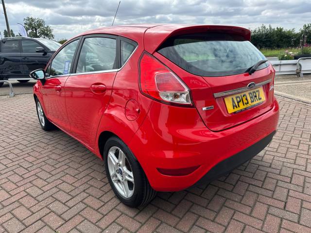 2013 Ford Fiesta 1.0T EcoBoost Zetec Euro 5 (s/s) 5dr