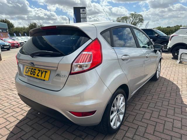 2016 Ford Fiesta 1.0T EcoBoost Titanium Euro 6 (s/s) 5dr