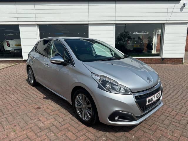 Peugeot 208 1.2 PureTech Allure Euro 6 5dr Hatchback Petrol Silver