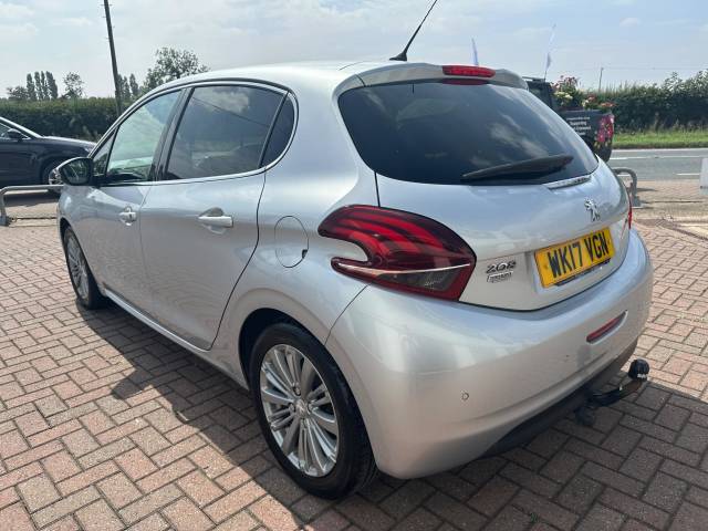 2017 Peugeot 208 1.2 PureTech Allure Euro 6 5dr