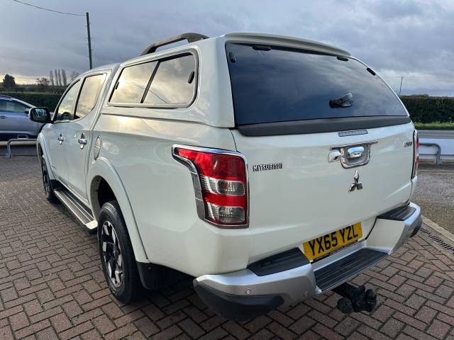 2015 Mitsubishi L200 2.4 DI-D DC Barbarian 4WD Euro 5 4dr