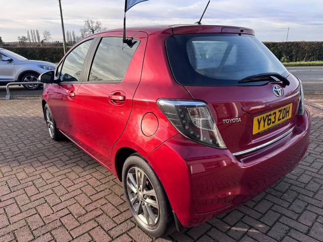 2014 Toyota Yaris 1.33 Dual VVT-i Icon Plus Euro 5 5dr