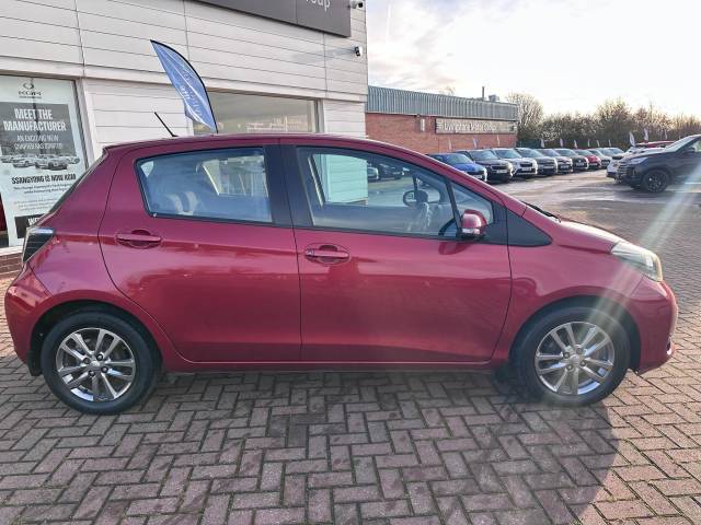 2014 Toyota Yaris 1.33 Dual VVT-i Icon Plus Euro 5 5dr