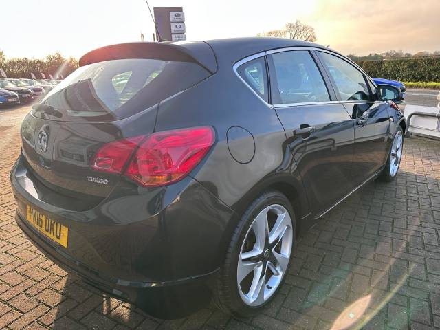 2016 Vauxhall Astra 1.4i Turbo Limited Edition Euro 6 5dr