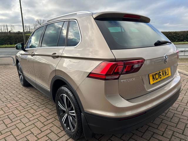 2016 Volkswagen Tiguan 2.0 TDI BlueMotion Tech SE 4Motion Euro 6 (s/s) 5dr