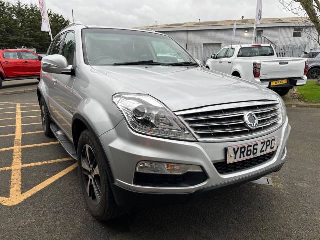 SsangYong Rexton 2.2 ELX 5dr Tip Auto Estate Diesel SILVER