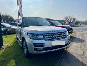 LAND ROVER RANGE ROVER at Livingstone Motor Group Hull