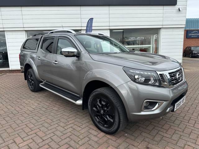 Nissan Navara Double Cab Pick Up Tekna 2.3dCi 190 TT 4WD Auto Pick Up Diesel GREY