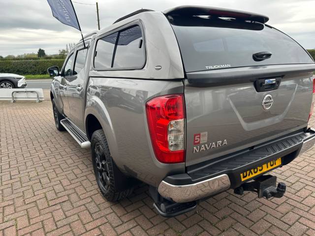 2019 Nissan Navara Double Cab Pick Up Tekna 2.3dCi 190 TT 4WD Auto