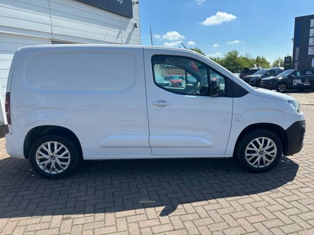 2023 Citroen Berlingo 1.5 BlueHDi 650Kg Driver Edition 100ps 6 Speed S/S