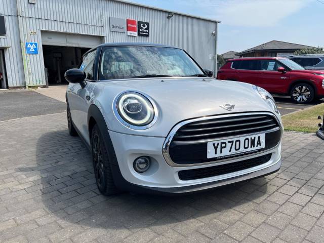 Mini Hatch 1.5 Cooper Classic II 3dr Auto Hatchback Petrol SILVER