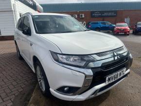 MITSUBISHI OUTLANDER at Livingstone Motor Group Hull