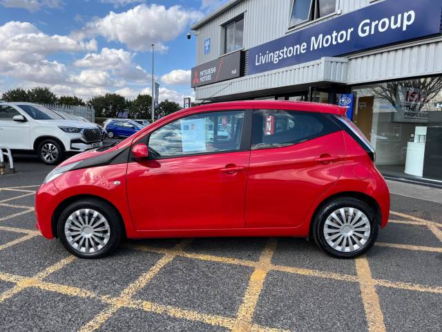 2017 Toyota Aygo 1.0 VVT-i x-play Euro 6 5dr